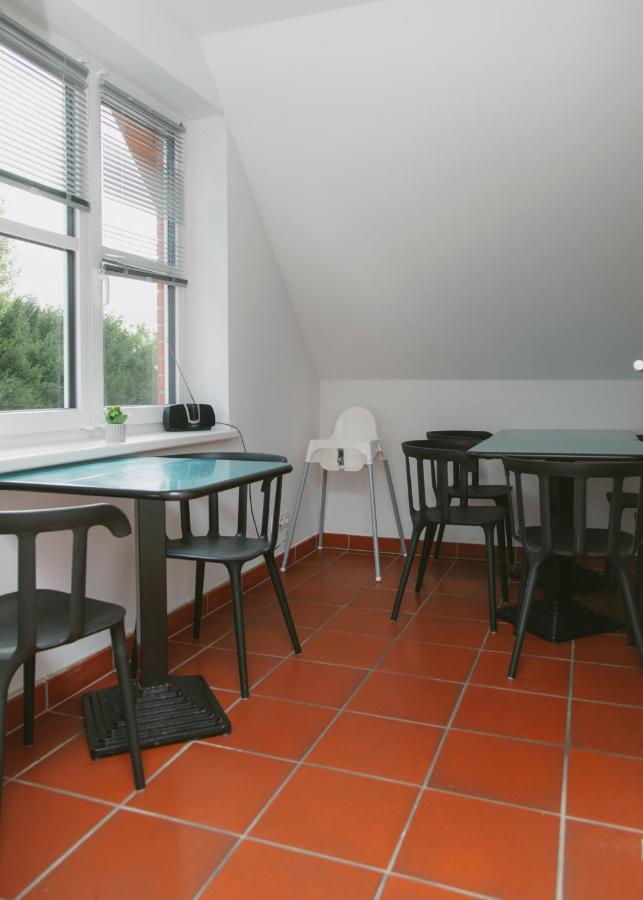 Gaestehaus Vigliarolo Gewerblich Jedes Zimmer Eigenes Bad Gemeinschaftskueche Elmshorn Exterior foto